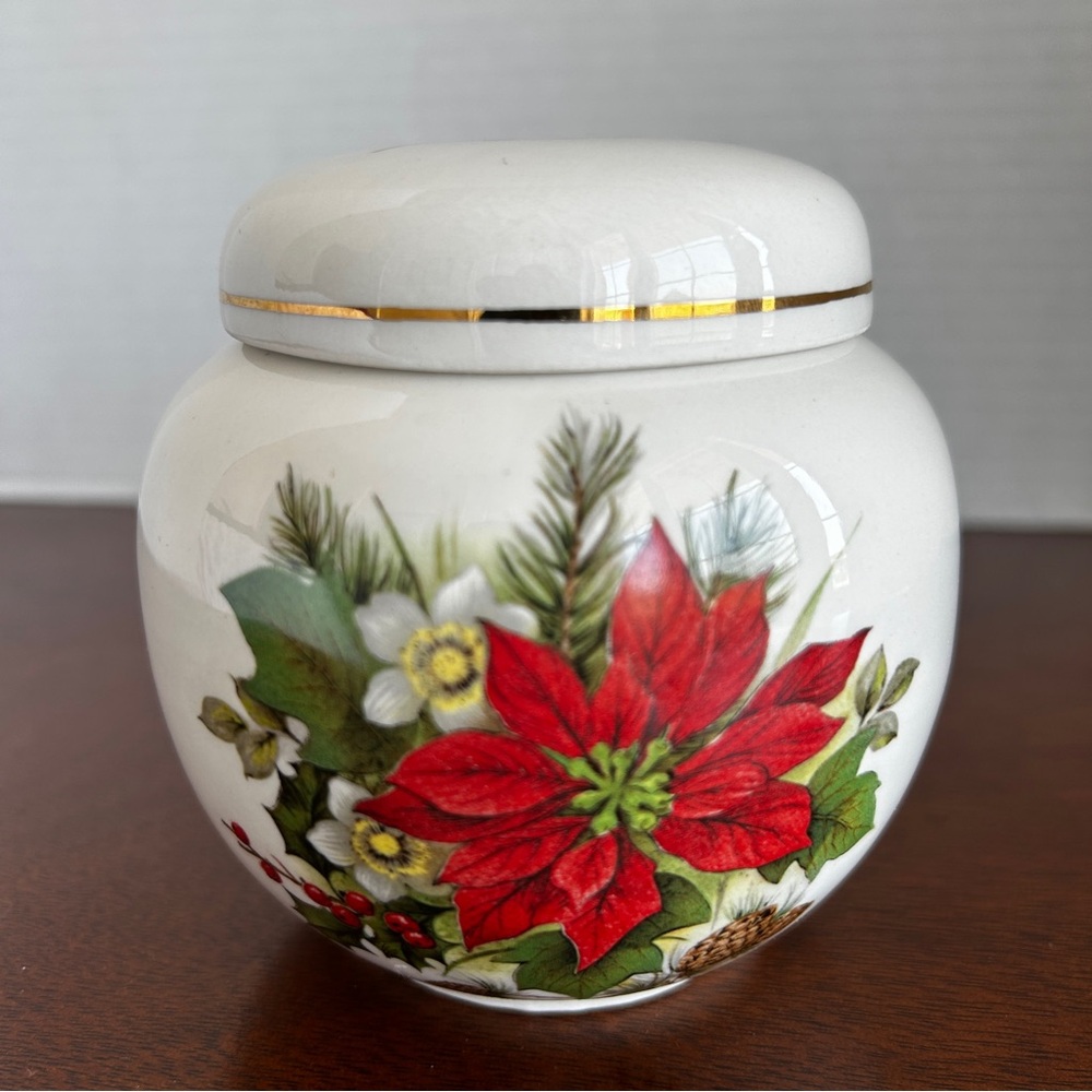 SADLER Ginger Jar Poinsettia Christmas Decor